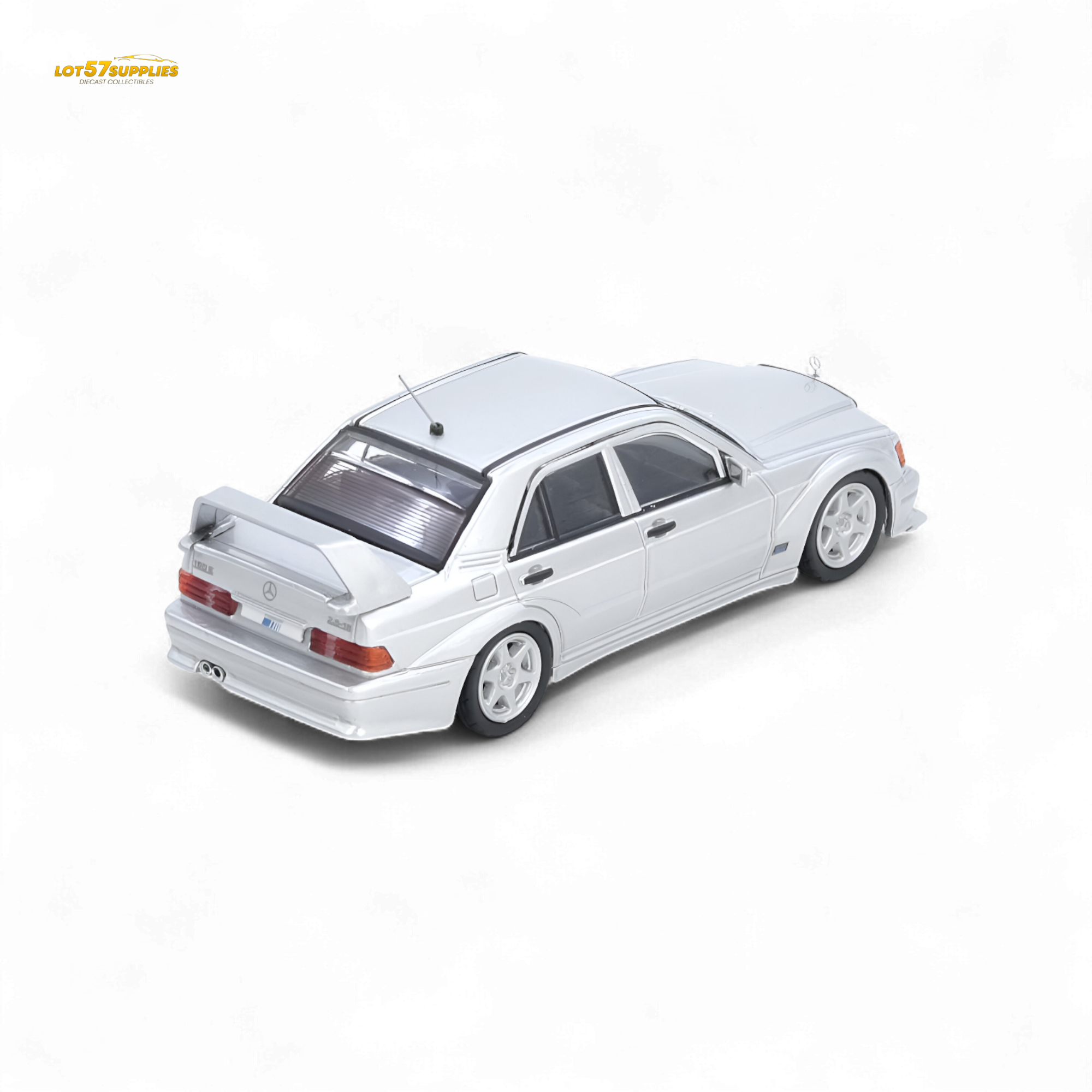 Inno64 Mercedes Benz 190E Silver 1:64